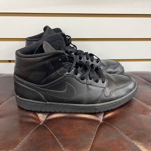 Nike Air Jordan 1 Mid Triple Black Basketball Sneakers Shoes Men’s Size 13 - Picture 2 of 8